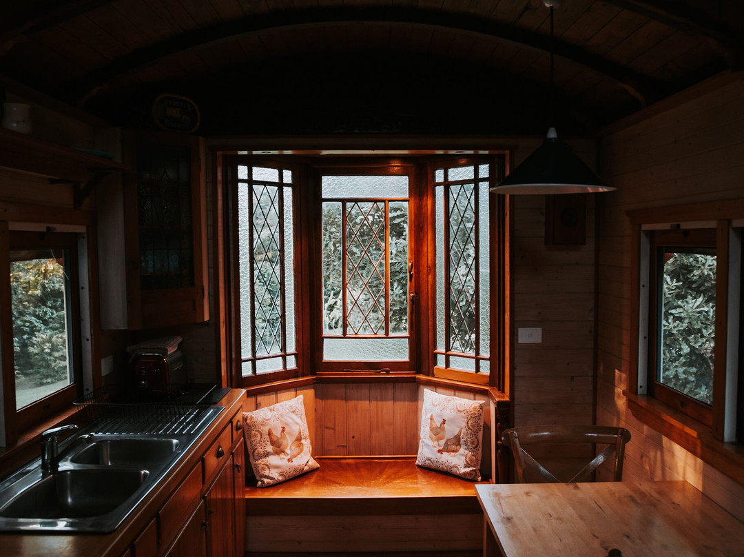 玻璃屋山生态旅馆主图