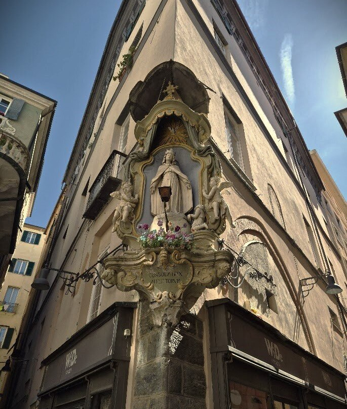 Piazzetta Della Maddalena-萨沃纳必去景点