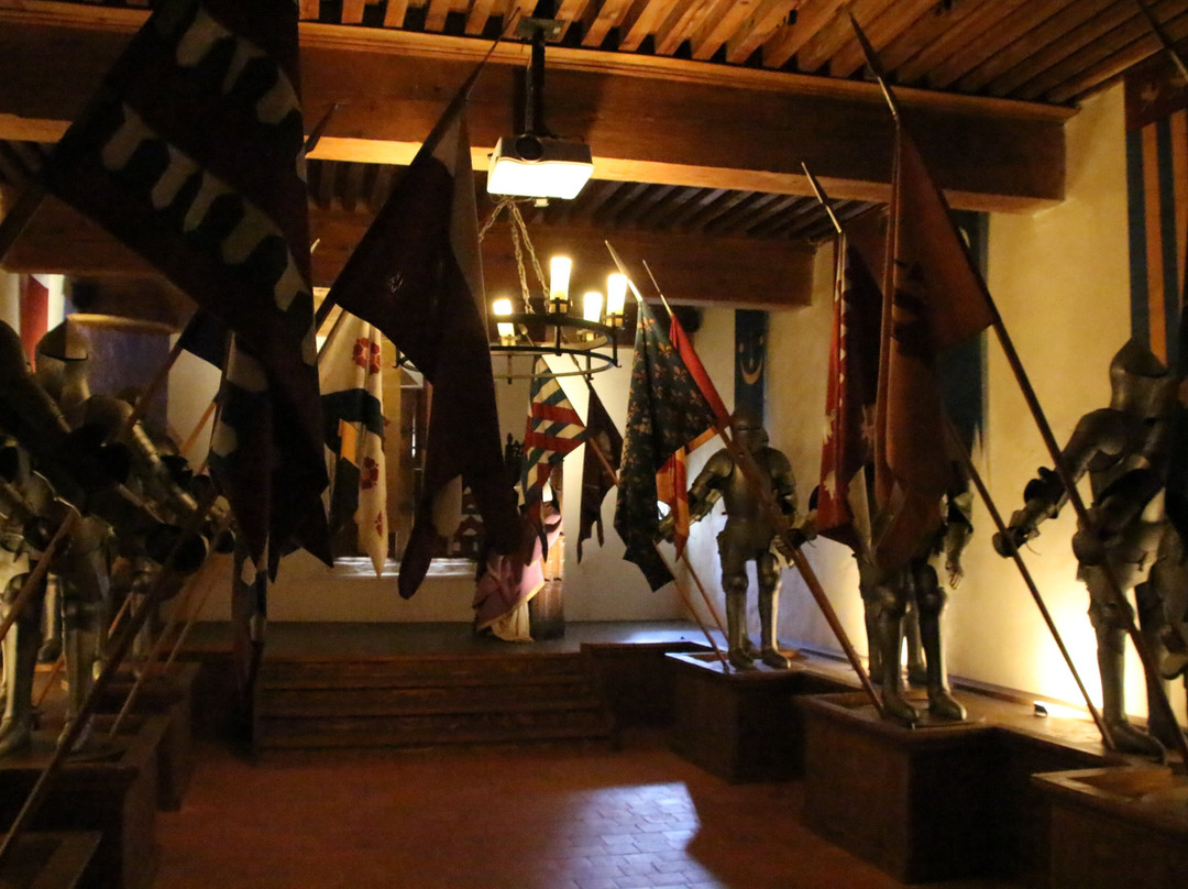 Forteresse de Saint-Vidal-Saint-Vidal必去景点