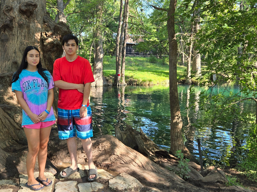 Blue Hole Regional Park-Wimberley必去景点