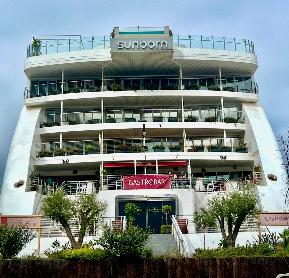 直布罗陀萨博恩酒店-旅行者