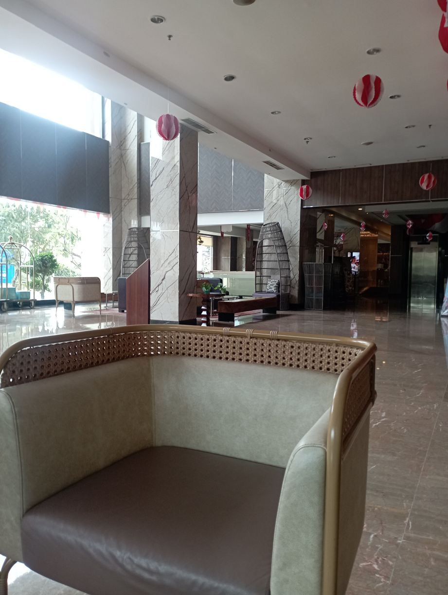 阿斯顿美娜多酒店-旅行者