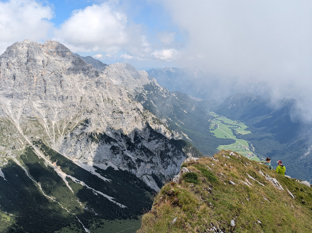 Bergwanderführer Tirol-洛伊塔戌必去景点