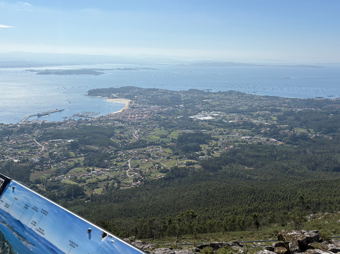 Curota Viewpoint-A Pobra do Caraminal必去景点