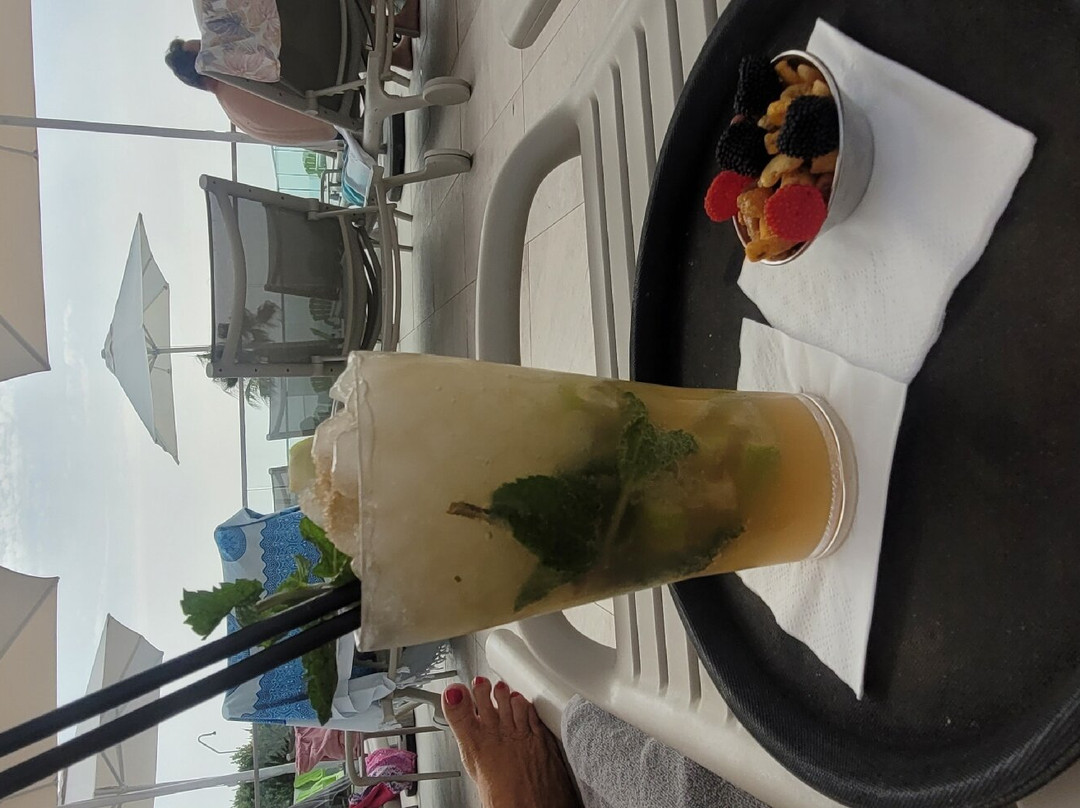 阿加罗酒店主图