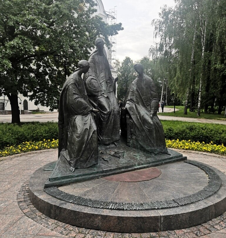 Sculpture Trinity-雅罗斯拉夫必去景点