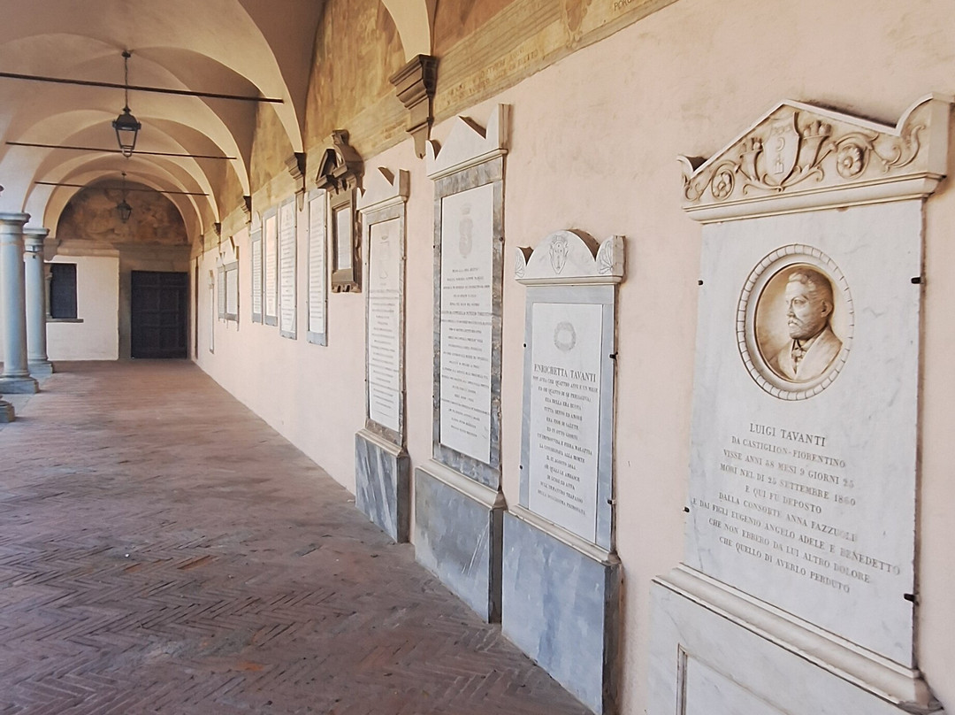 Chiesa di San Francesco-菲奥伦蒂诺堡必去景点
