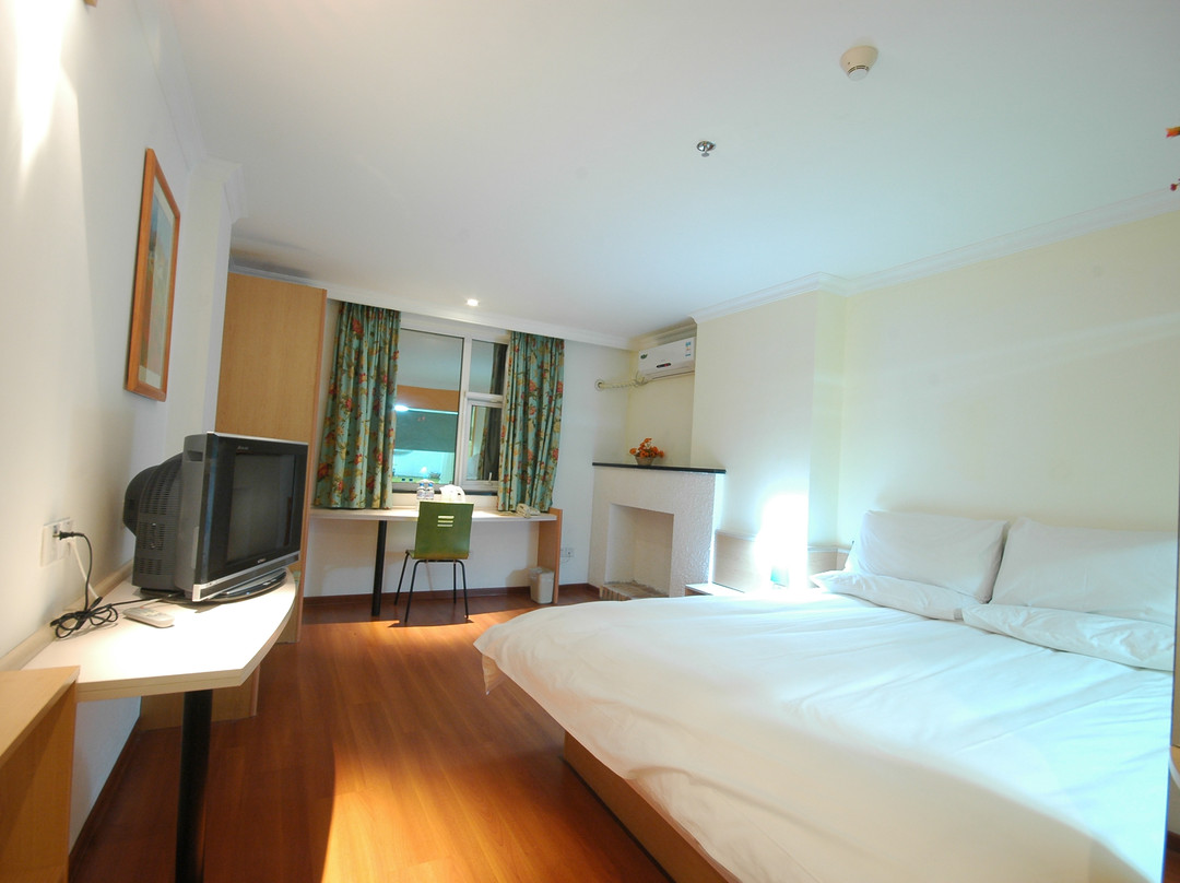 咸阳莱富客快捷酒店团结路店