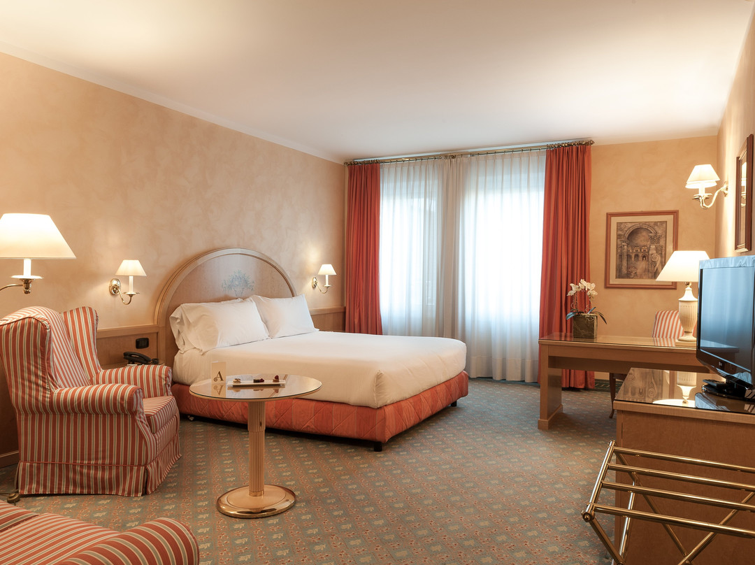Agorà Palace Hotel主图