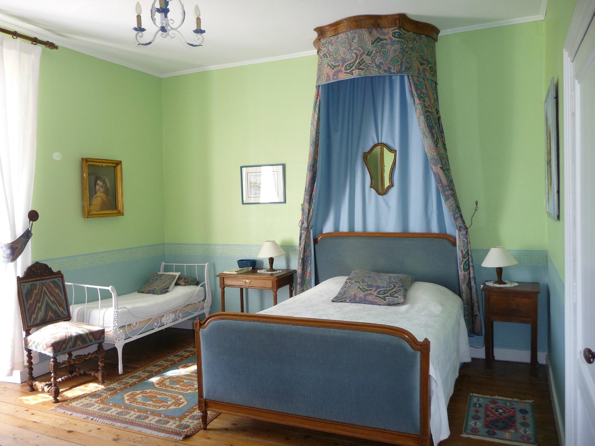 Chateau de la Tillade-官方