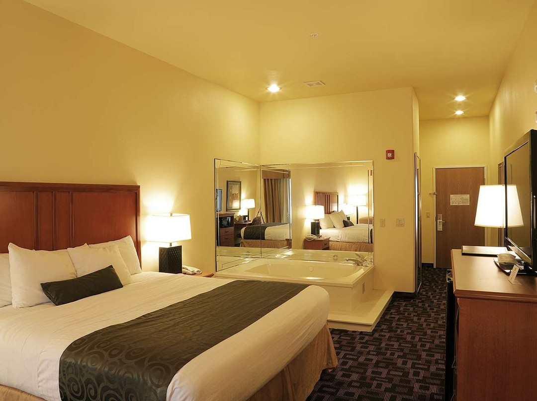 Comfort Inn & Suites主图