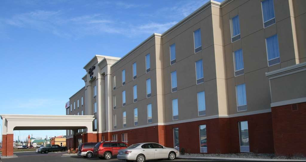 Hampton Inn by Hilton Fort Saskatchewan主图