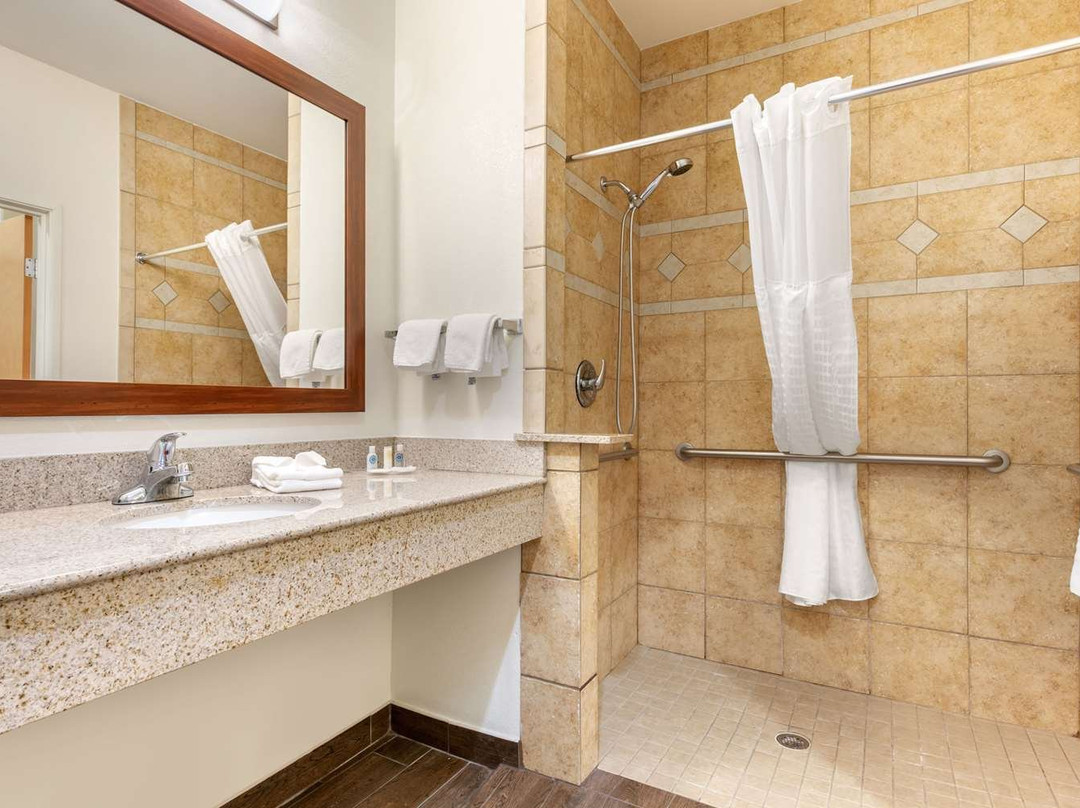 Comfort Suites主图