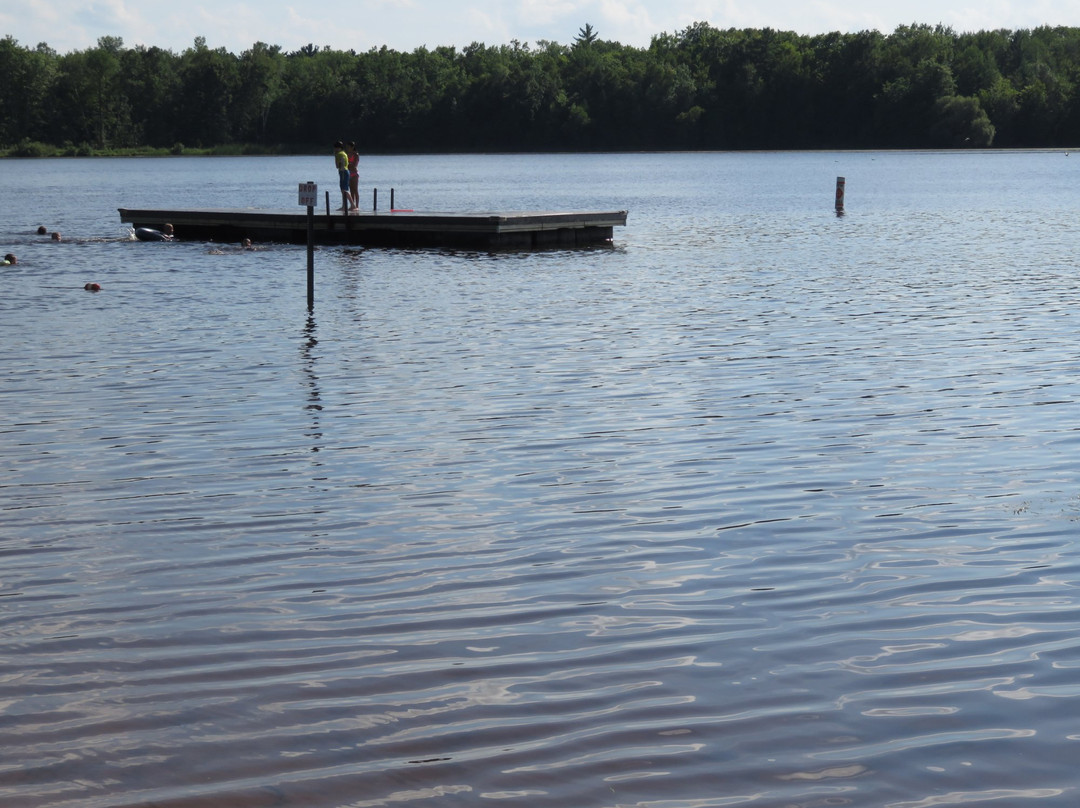 Bond Park-Oconto Falls必去景点
