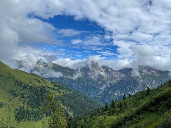 Edelweisshütte主图