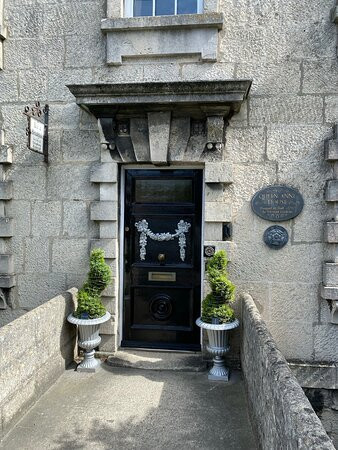 Queen Anne House主图