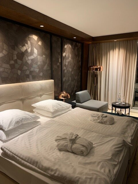 大使酒店主图