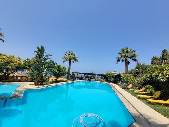 Chrissida Studio Apartments主图