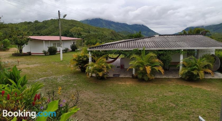 Altos del Reposo Casa Campestre
