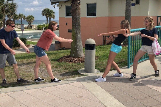 Zombie Scavengers Hunts