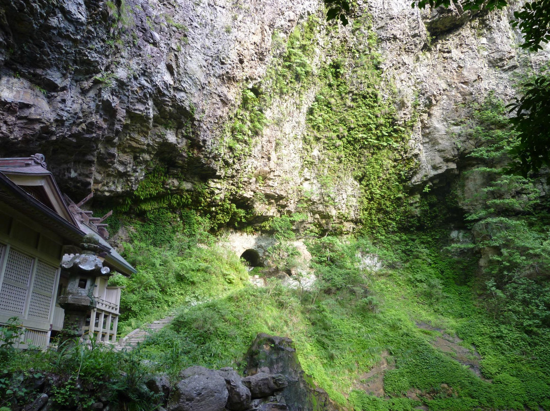 隐岐之岛町旅游景点-Dangyo Falls