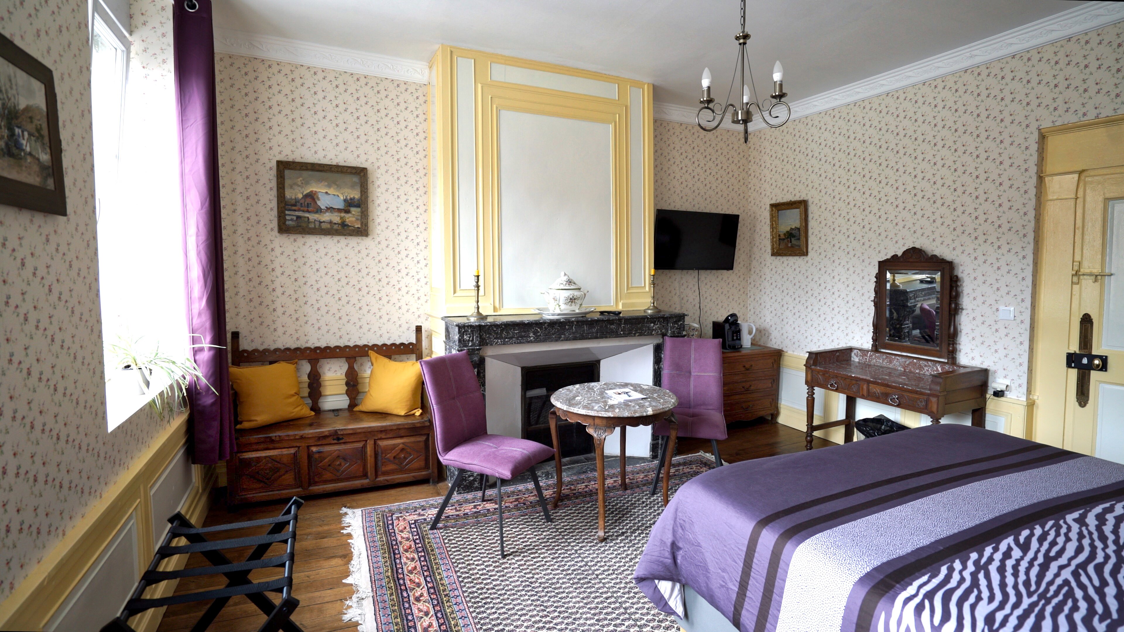 Chambres D'Hotes Au Chapitre-客卧