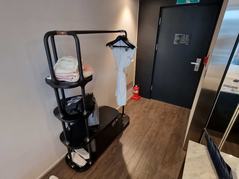 拉瓦尔斯酒店主图