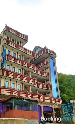 Emarat Plaza Hotel & Family Apartments