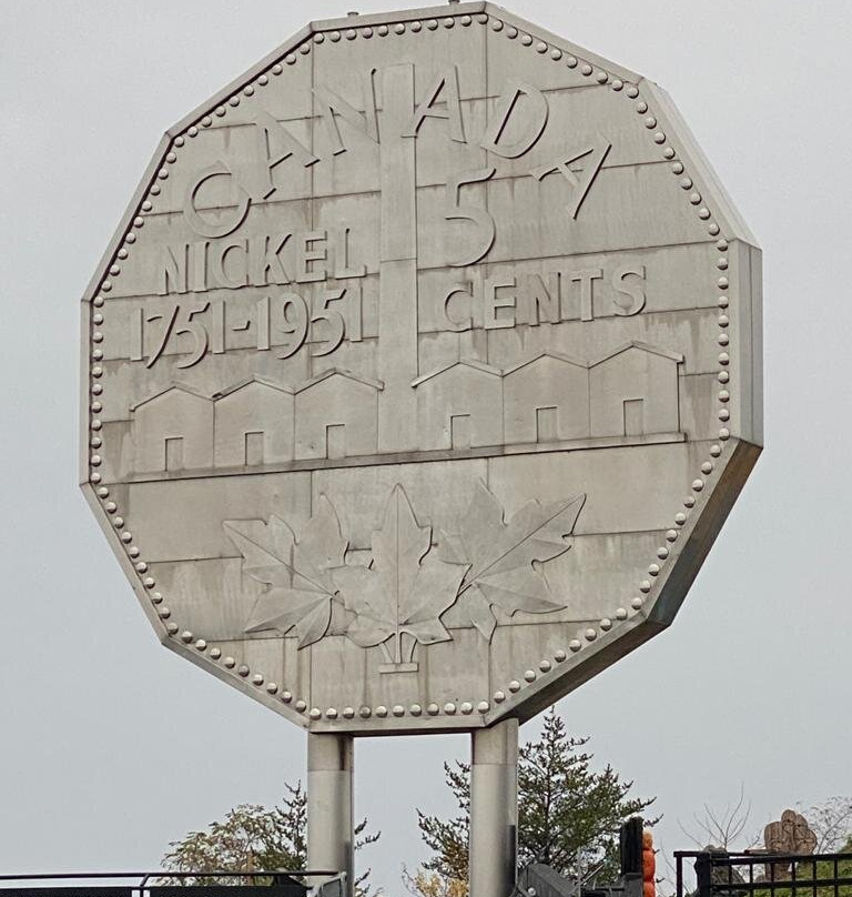 Big Nickel & Dynamic Earth景点图片