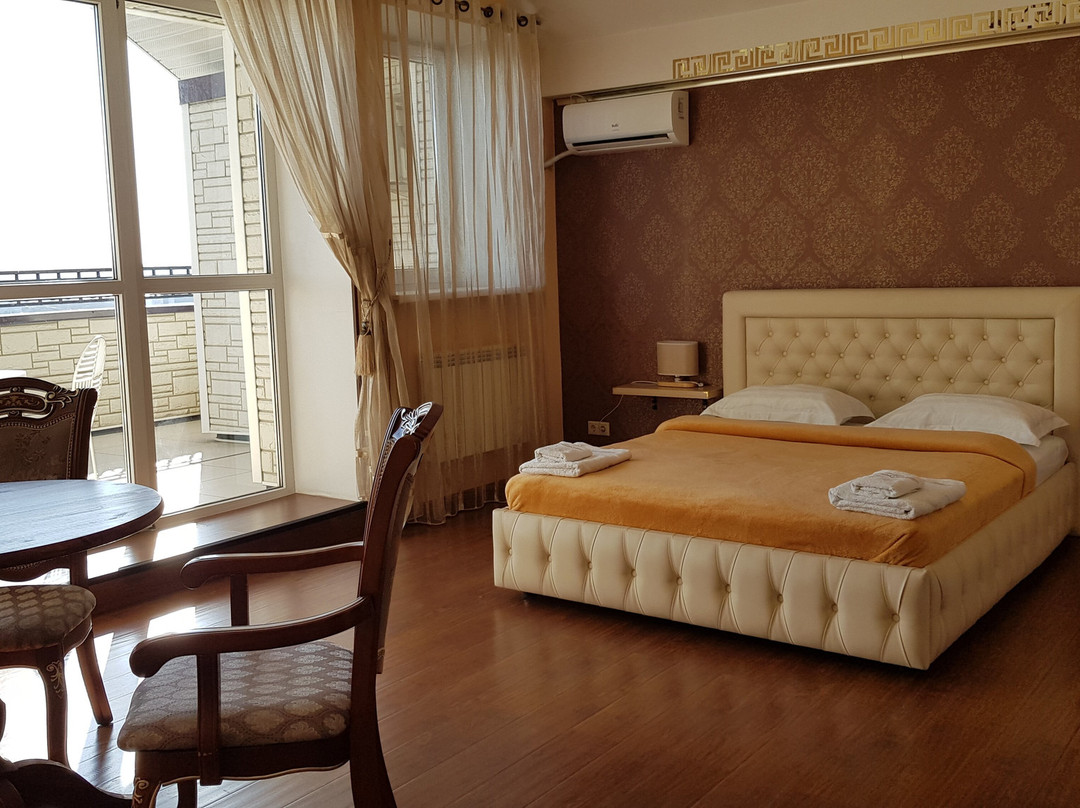 布斯迷你酒店主图