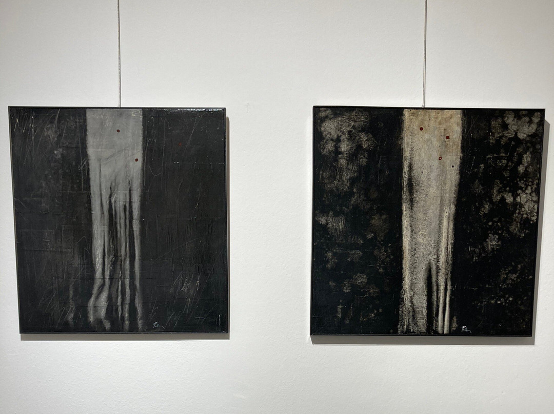 CLOISTER Art Gallery景点图片