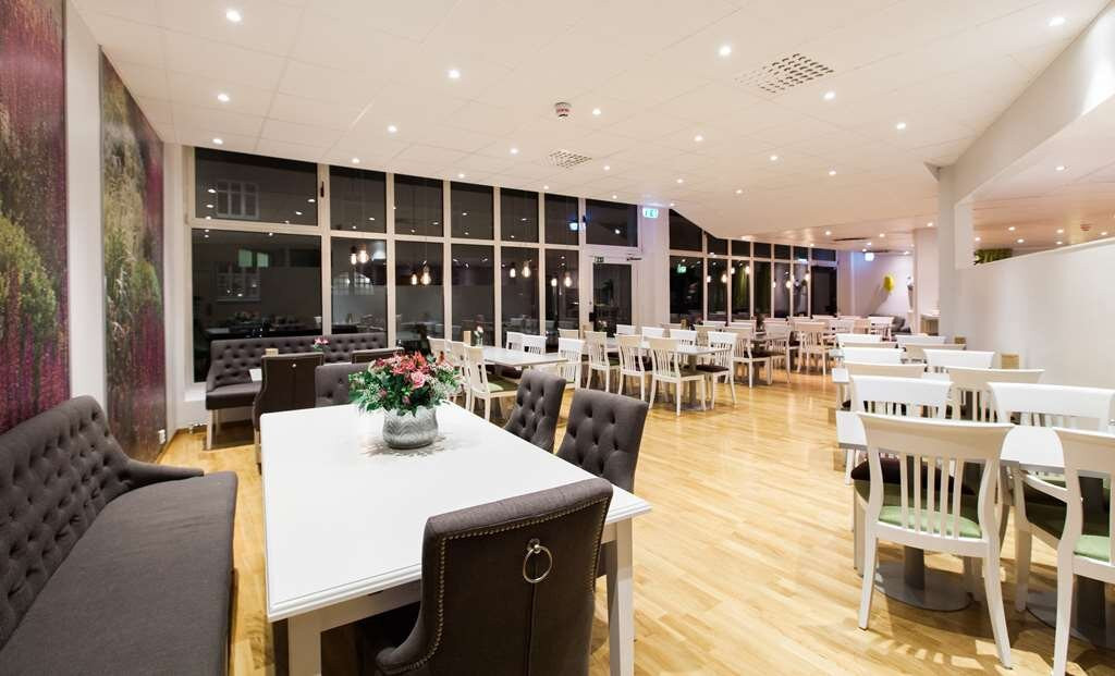 Sure Stay Hotel Esplanade Rooms & Longstay主图