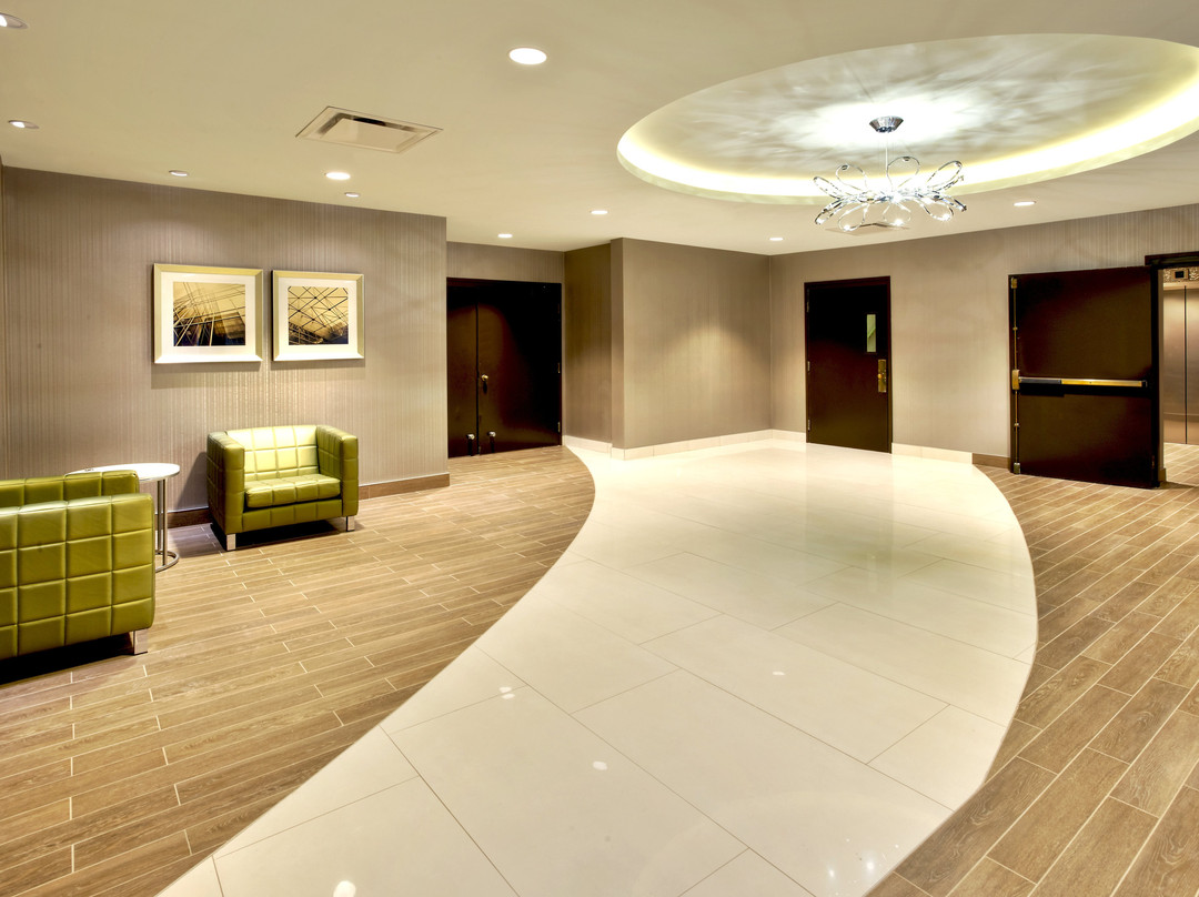 Crowne Plaza Kitchener-Waterloo by IHG主图