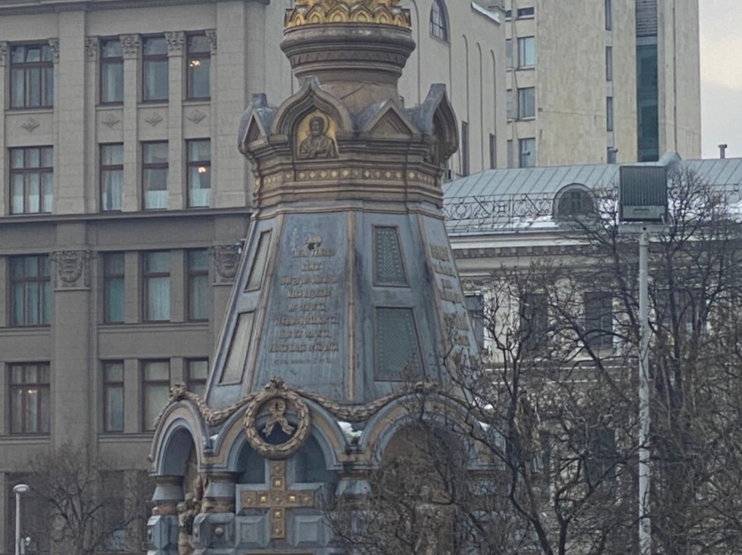 Ikony Bozhiyey Materi Znameniye and Alexander Nevskiy Chapel景点图片