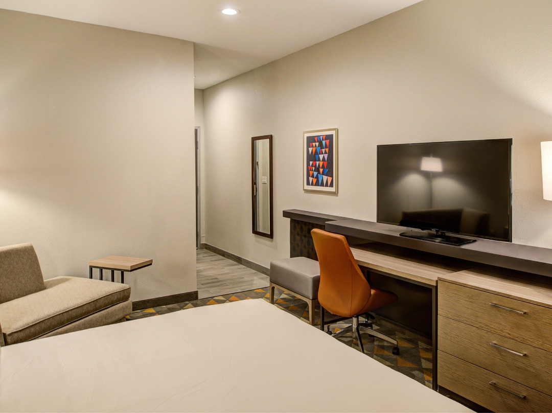 Holiday Inn & Suites Houston West - Katy Mills By IHG主图