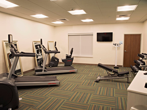 兰图尔洲际智选假日套房酒店主图