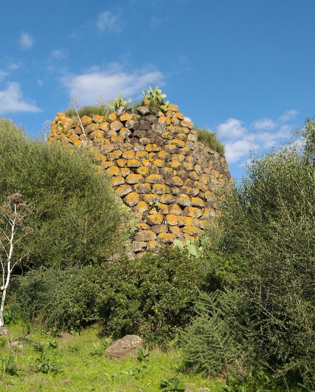 Nuraghe Crabia景点图片