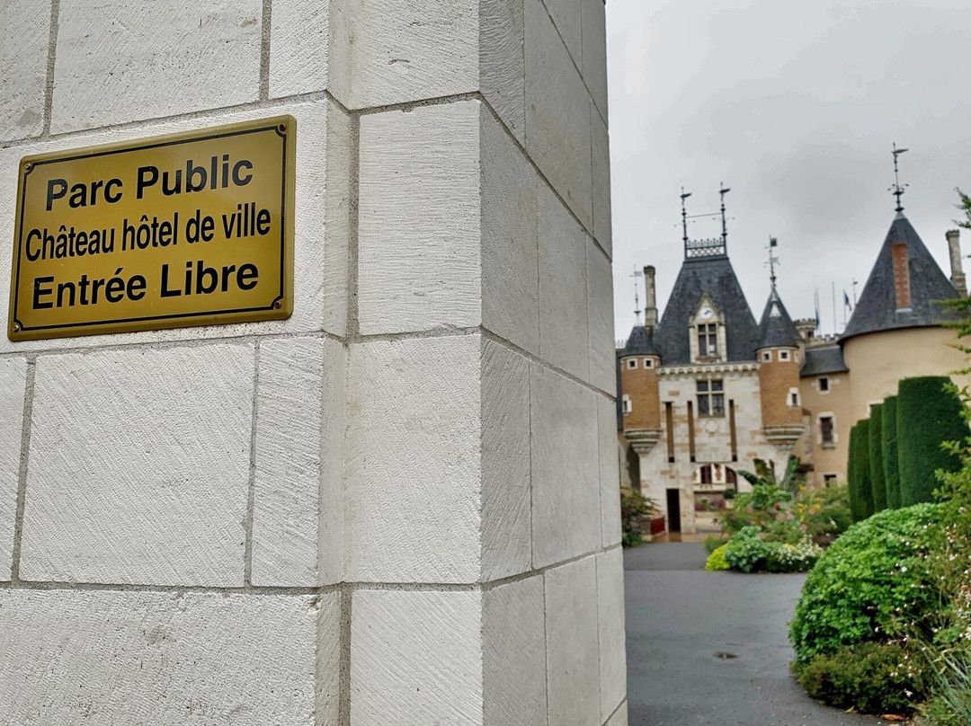 Parc Du Château De Saint-florent-sur-cher景点图片