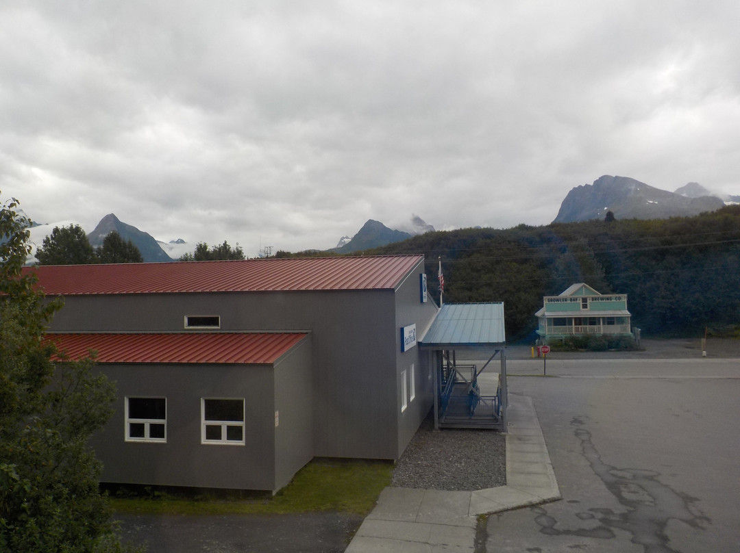 冰川之声酒店主图