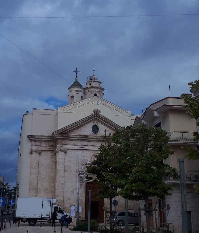 Parrocchia di Santa Maria Assunta-Sannicandro di Bari必去景点