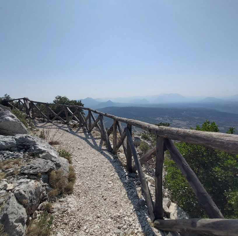 Sa Pedra Istampada-Galtelli必去景点