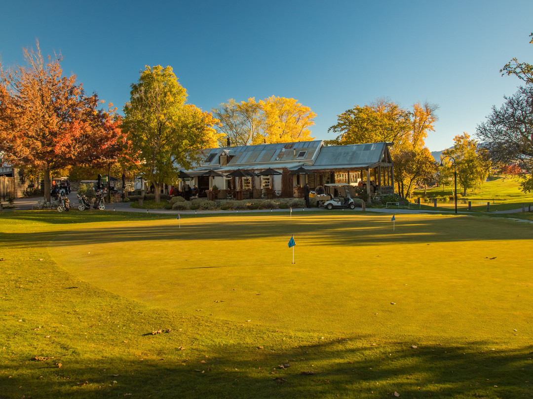 The Hole In One Café