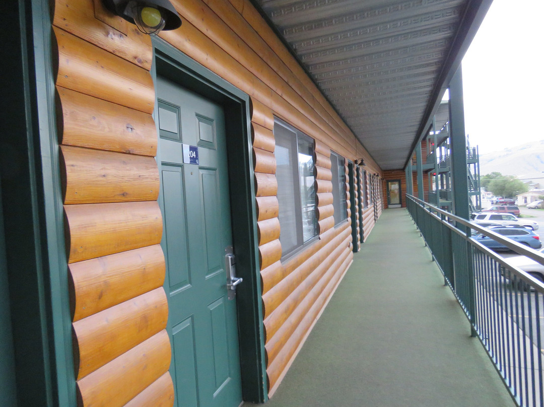 罗德威套房旅馆主图