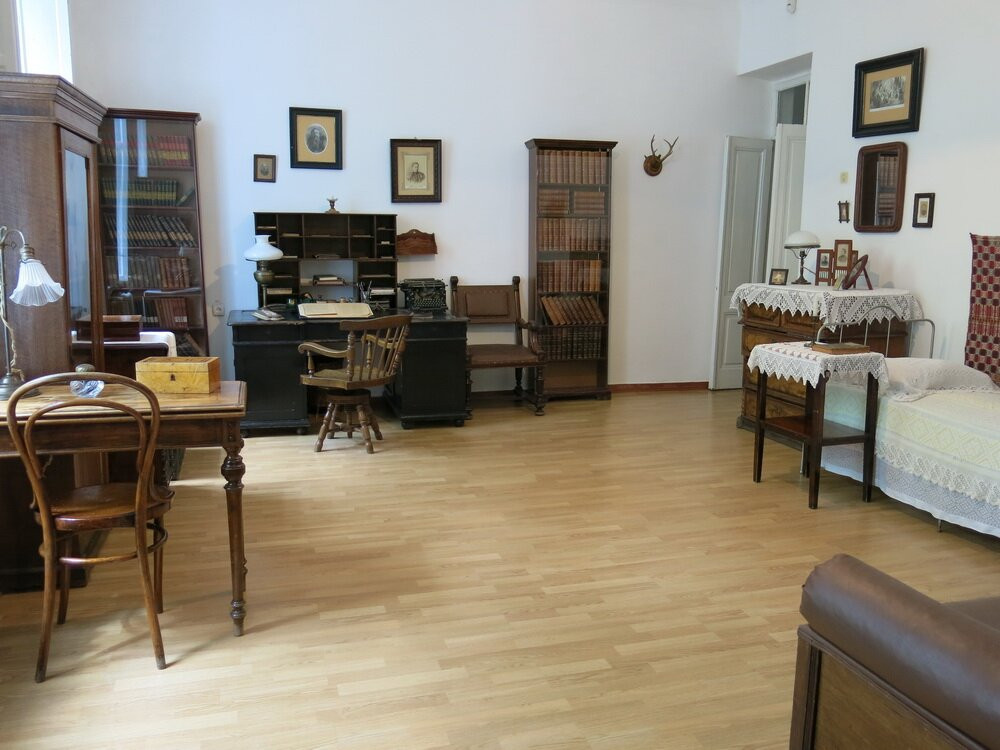 Vladimir Korolenko Literature Museum-Poltava必去景点