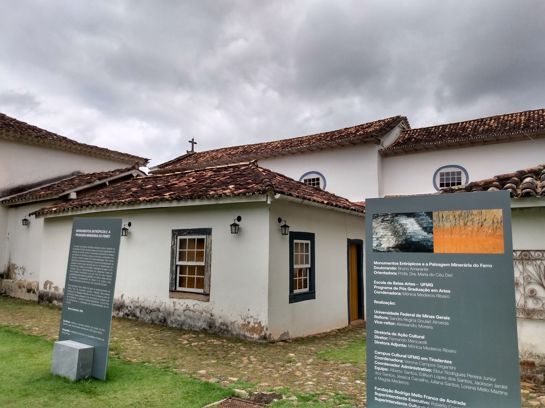 Museu Casa Padre Toledo-蒂拉登特斯必去景点