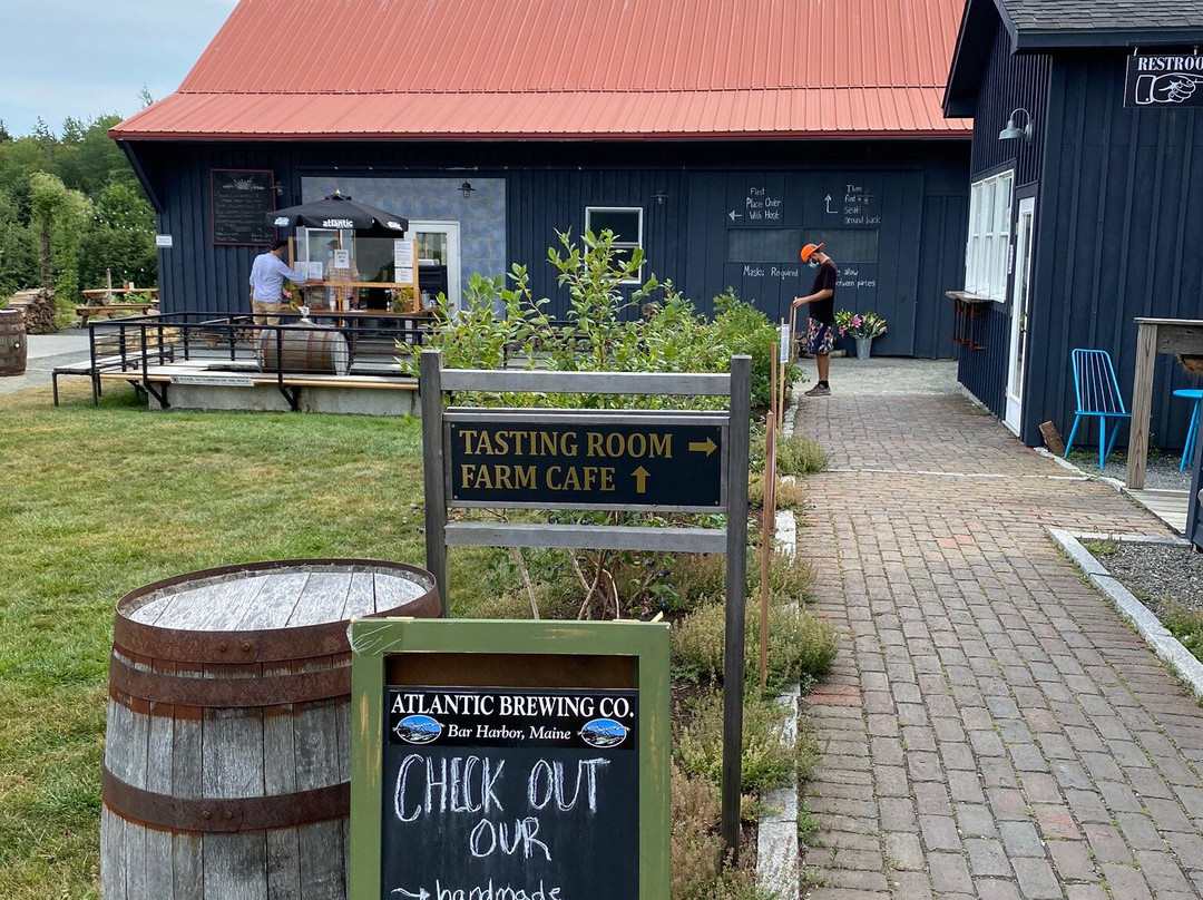 Bar Harbor Cellars Winery景点图片