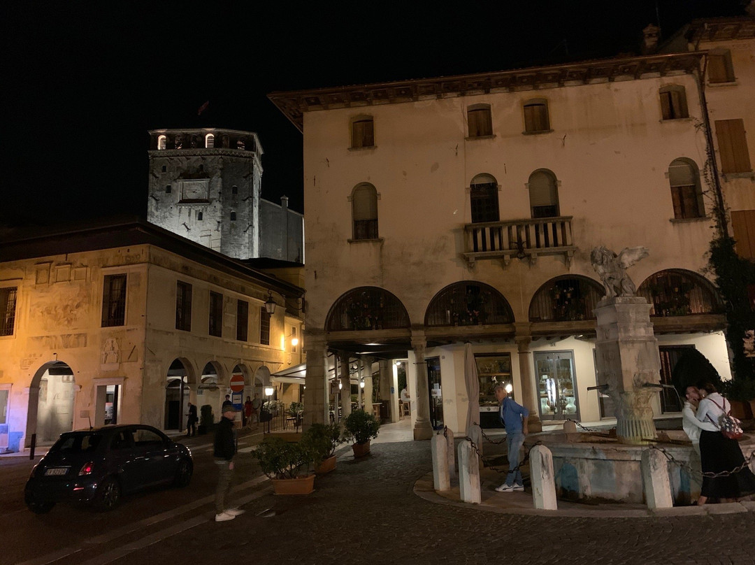 Piazza Garibaldi景点图片