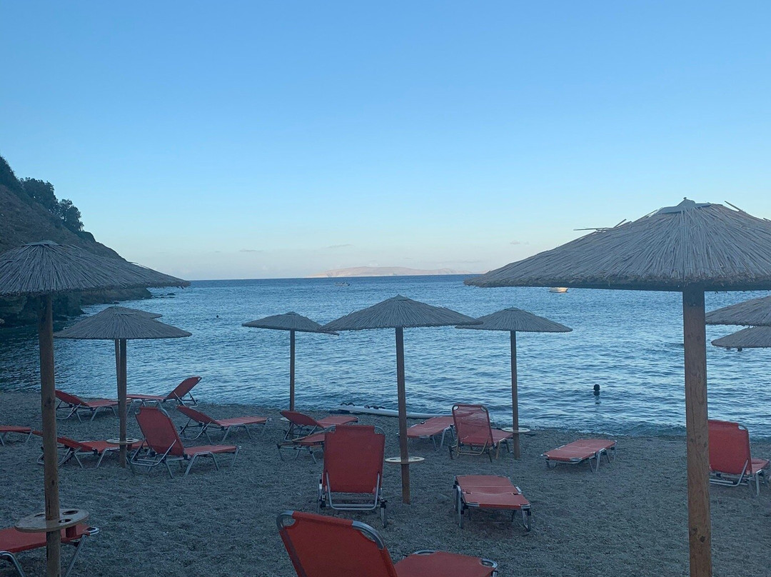 Mononaftis Beach-阿希亚贝拉希亚必去景点