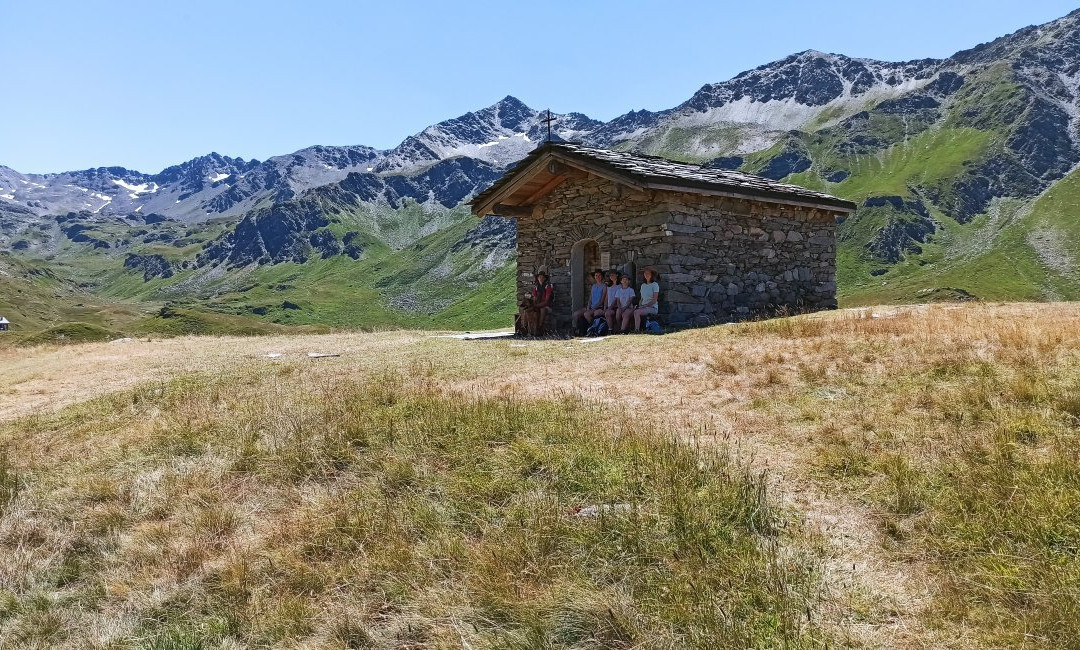 Chapelle Notre Dame Des Neiges景点图片