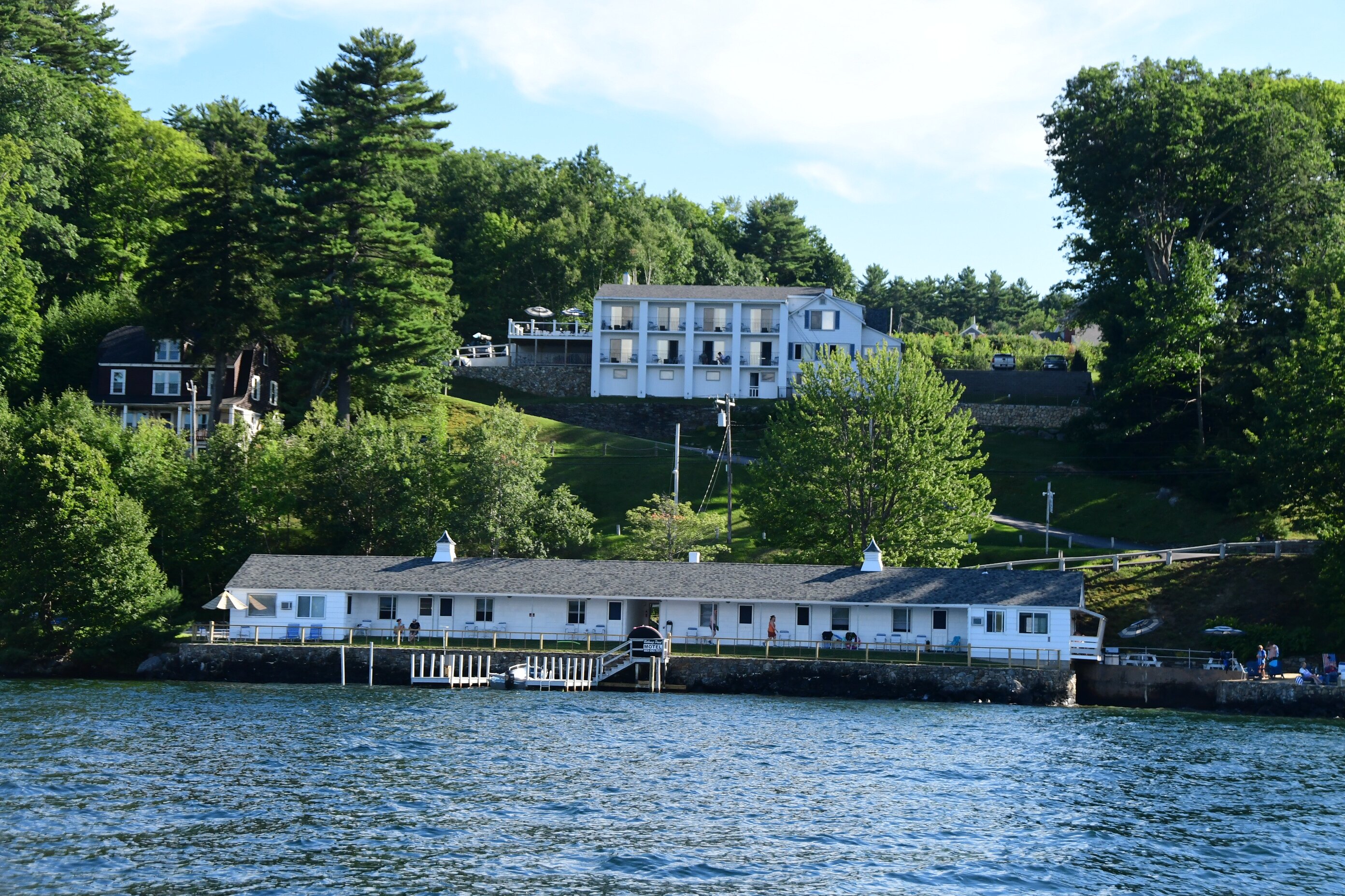 Belknap Point Inn-浴室